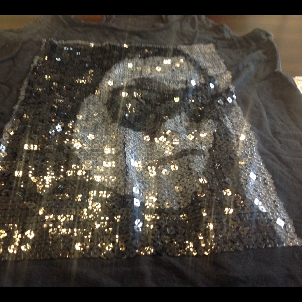 Twentyone sequin tee shirt size small/petite